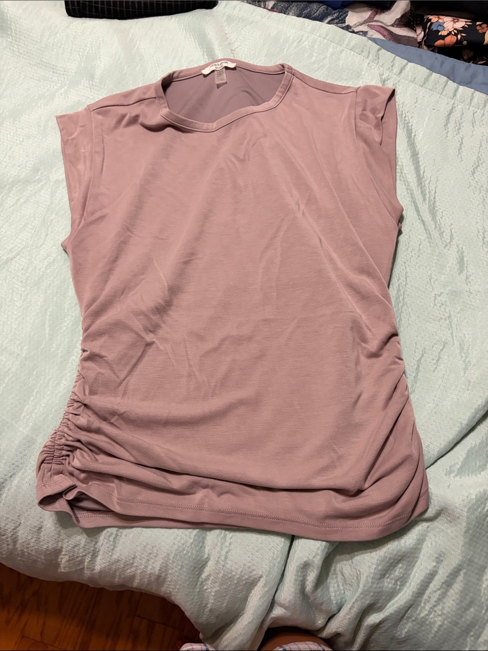 Cable & Gauge Dusty Mauve Side-Ruched Cap Sleeve Tank